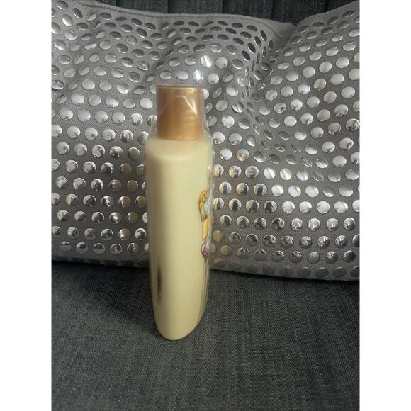 Victorias Secret Lemon Paradise Hydrating Body Lotion Lemon Sugar Vanilla 8.4 Oz - Picture 4 of 6